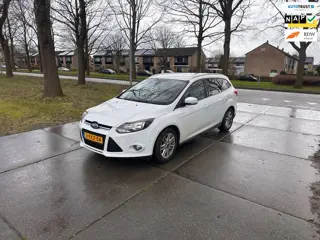 Ford Focus Wagon 1.0 EcoBoost Titanium. KOPPELING DEFECT