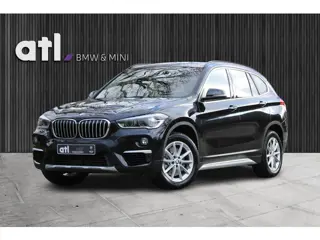 BMW X1 xDrive20i X-Line, Leer, Navi, LED, Trekhaak, Sportstoelen, Stoelverwarming, Alarm, Adaptief o