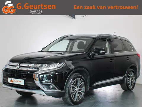 Mitsubishi Outlander 2.0 Executive Edition, 7-Persoons, Trekhaak, Bluetooth, Navigatie, Cruise Contr