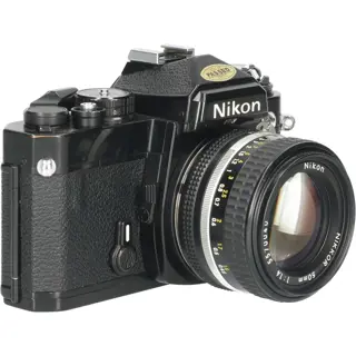 Tweedehands Nikon FE Body met 50mm F/1.4 CM3846