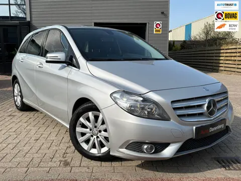 Mercedes-Benz B-klasse 180 AUTOMAAR,TREKHAAK,NIEUWE-APK!!