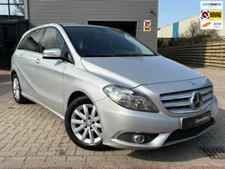 Mercedes-Benz B-klasse 180 AUTOMAAR,TREKHAAK,NIEUWE-APK!!