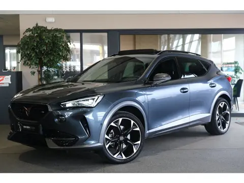 CUPRA Formentor 1.4 e-Hybrid 204PK Pano Camera Apple Carplay Led ACC