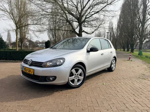 Volkswagen Golf 1.2 TSI Highline | Trekhaak | PDC | 1e eigenaar