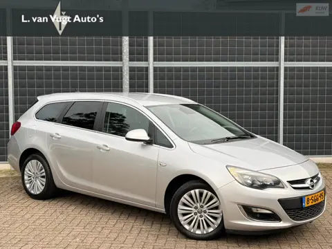 Opel Astra Sports Tourer 1.4 Turbo Design Edition