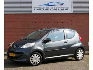 Peugeot 107 1.0-12V XS. airco. nieuwe koppeling. nieuwe apk.