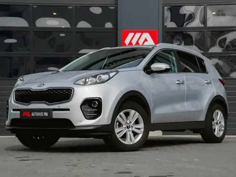 Kia Sportage 1.6 GDI ComfortLine Navigator JBL|Stoelverwarming|Trekhaak|Camera|Navi|Leder|Cruise