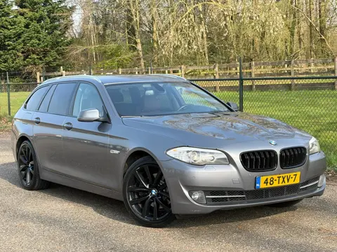 BMW 5-serie Touring 520i High Executive /Xenon/Navi/Automaat/Camera/