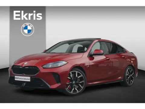 BMW 2 Serie Gran Coupé 220 M Sportpakket Pro 19'' / Panoramadak / Comfort Access / Driving Assistant