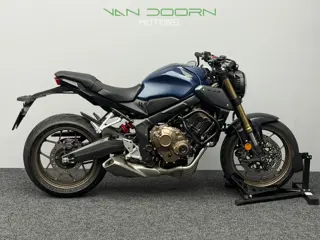 Honda CB 650 R Neo Sports Café | Mat Jeans Blue | 2023 | 5DKM