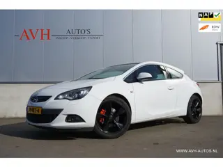 Opel Astra GTC 1.4 Turbo Sport