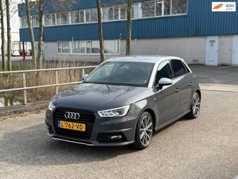 Audi A1 Sportback 1.0 TFSI Advance Sport!2018!Automaat!3x S-Line!Xenon!Led!Leer!LM. velgen!Navi!
