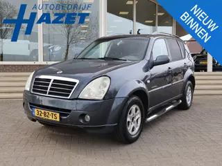 SsangYong Rexton RX 270 Xdi 165 PK GRIJS KENTEKEN + TREKHAAK 3200KG | CLIMATE CONTROL