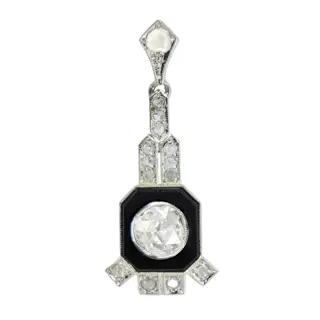 Circa 1930 Art Deco pendant, onyx plaque with a prominent rose cut diamond