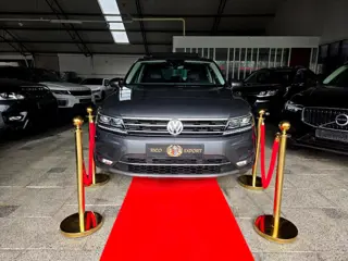 Volkswagen Tiguan 2.0TDI 110kw PANO+ CAMERA R-LINE!