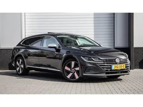 Volkswagen Arteon Shooting Brake 1.4 TSI eHybrid SOH 99% Elegance Business+ / Panorama / 360 / Carpl