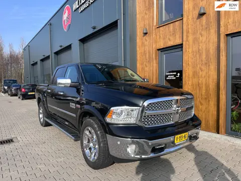 Dodge Ram 1500 5.7 V8 4x4 Crew Cab 5'7 lamarie 2018!