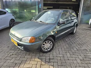 Toyota Starlet 1.3-16V XLi | 2E EIGENAAR | 12MND GARANTIE | NW APK | LEUKE AUTO |