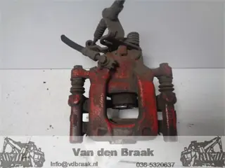 Volkswagen Golf 2008-2012 Remklauw rechts achter