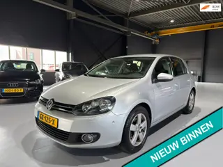 Volkswagen Golf 1.2 TSI Highline BlueMotion Cruise | PDC