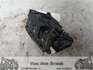 Volkswagen Up! 5drs 2012-2024 Deurslot rechtsvoor