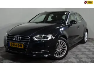 Audi A3 Sportback 1.4 TFSI CoD Ambition Pro S-Line / Trekh. / Pano / Stoelverw.