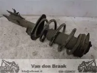 Nissan Qashqai 1.6 DCi 2011-2014 Veerpoot links voor