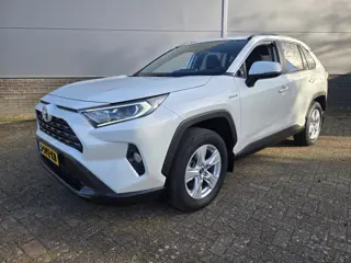 Toyota RAV4 Active Limited Automaat (bj 2019)