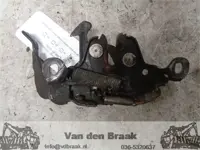 Nissan Qashqai 2010-2014 Motorkapslot