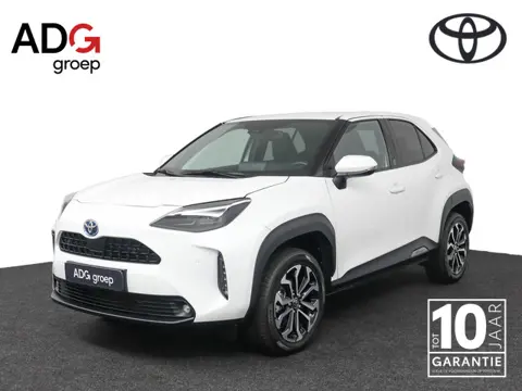 Toyota Yaris Cross 1.5 Hybrid 115 First Edition | stoel en stuurverwarming | Navigatie | Apple Carpl