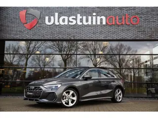 Audi A3 Sportback 35 TFSI S edition | Panoramadak, Sonos audio, Adap. cruise, Sfeerverlichting