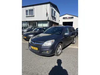 Opel Astra Wagon 1.6 Executive.Clima,Navigatie Enz. Goed onderhouden en perfect rijdende Station met