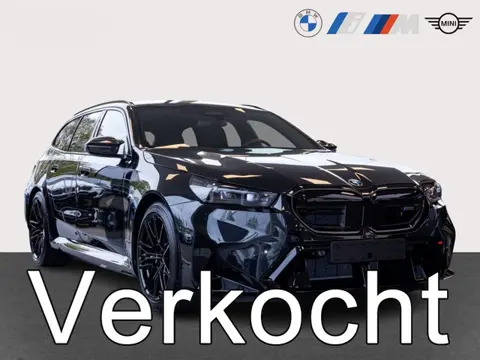 BMW M5 Touring ** M-DRIVER PACK (305 km/h), M-REMMEN, TREKH, ACC, MERINO LEDER, 20/21 INCH LMV ** 1e