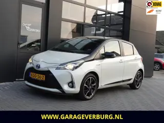 Toyota Yaris 1.5 Hybrid Dynamic Bi-Tone (Camera,Cruise,Keyless,Stoelverwarming,Spiegels elek.inklapb