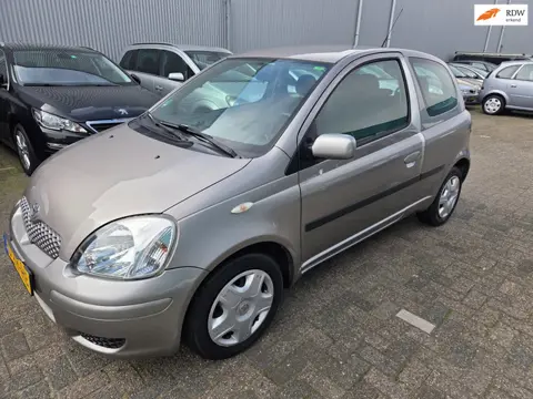 Toyota Yaris 1.3 VVT-i Sol AUTOMAAT rijdt super