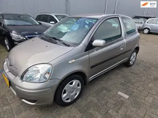 Toyota Yaris 1.3 VVT-i Sol AUTOMAAT rijdt super