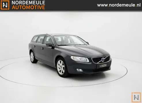 VOLVO V70 2.0 D4 NORDIC+. CRUISE, TREKHAAK, STOELVW.