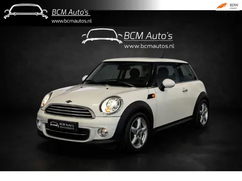 Mini Mini 1.6 One Chili |Leer|Harman/Kardon|Stoelverwaming|PDC|Navi|Clima|