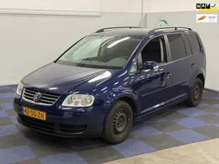 Volkswagen Touran 1.6-16V FSI Trendline / AIRCO / INRUIL VERKREGEN / 11 MAANDEN APK