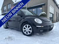 Volkswagen New Beetle Cabriolet 2.0 Highline Automaat Leder / Nieuwe kap / Parkeersensors