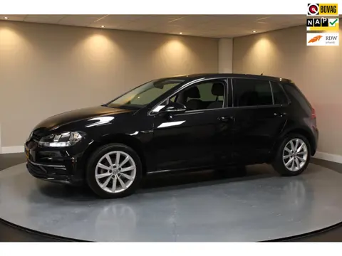 Volkswagen Golf 1.0 TSI Highline *R-Line* Virtual-Dash|Carplay|Camera|Adapt.Cruise|DAB|NAP