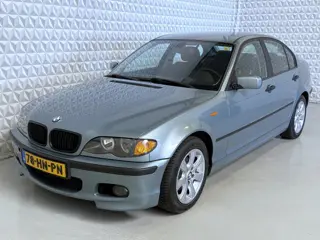 BMW 3-serie 318i / SLAAT ROND GAAT NIET AAN! (2001)