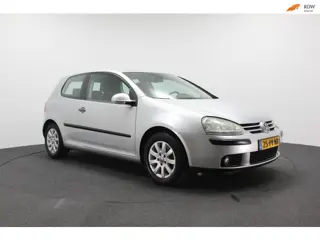 Volkswagen Golf 1.6 FSI Comfortline | Airco | Zeer nette auto | Goed onderhouden | Cruise control | 