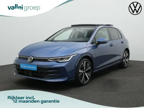 Volkswagen Golf 1.5 eHybrid 204 pk Life Edition | Panoramadak | Stuur-/stoelverwarming | Achteruitri