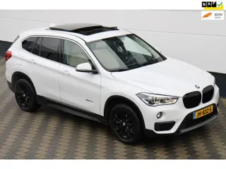 BMW X1 SDrive20i Centennial High Executive Pano Trekhaak NAP