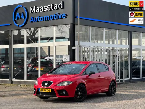 Seat Leon 2.0 TFSI FR CUPRA 2E EIG 241PK KUIPSTOELEN TREKHAAK