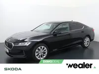 Škoda Superb First Edition 1.5 TSI m-HEV 150 pk DSG | Massagestoelen | Adaptieve cruise control | 18
