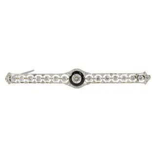 The Deco Diamond Bar: A 1920s Style Statement