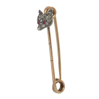 Victorian fox head stickpin in 14K red gold, silver mask and rose cut diamonds