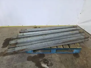 Diversen stalen kokerprofielen Partij Stalen Kokerprofielen – Rechthoekige Buizen – Constructiestaal